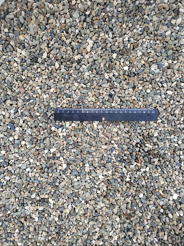 Kamenclub.ru: Галька речная окат (серая) фр.5-10 мм купить  в Ижевске галька речная серая, серый, темно-серый, светло-серый, коричневый речная окатанная галька декоративная ландшатфная 5000 руб/т   фото КАМЕНЬ КЛУБ