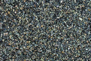 Kamenclub.ru: Щебень крошка зеленый (змеевик) фр. 3-5 мм  купить в Ижевске камень змеевик зеленый, салатовый светло-зеленый мраморная каменная декоративная крошка 9000 руб/т   фото КАМЕНЬ КЛУБ