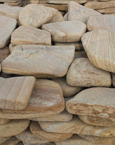 Kamenclub.ru: Песчаник пластушка галтованный желтый с рисунком (3 см)  купить в Ижевске плитняк - пластушка желтый песчаник 21000 руб/м3   фото КАМЕНЬ КЛУБ