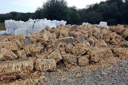 Kamenclub.ru: Крымский природный меотис фр. 100-500 мм.  купить в Ижевске меотис бежевый рыжий молочный желтый ракушечник 4 500 руб/т   фото КАМЕНЬ КЛУБ