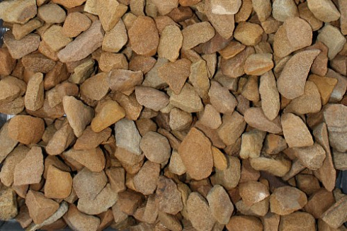 Kamenclub.ru: Щебень крошка желтый (песчаник) фр. 20-40 мм.  купить в Ижевске песчаник бежевый рыжий каменная крошка песчаника 9500 руб/т   фото КАМЕНЬ КЛУБ