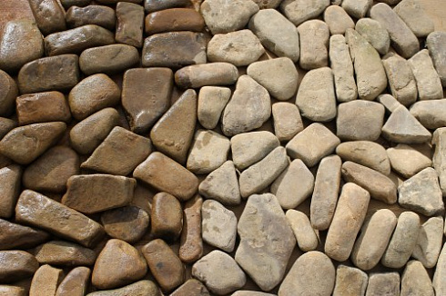 Kamenclub.ru: Песчаник брусчатка  купить в Ижевске    5 500 руб/т   фото КАМЕНЬ КЛУБ