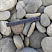 Kamenclub.ru: Галька речная плоская (серо-белая) фр. 70-120 мм. купить  в Ижевске галька галечник речной серый, белый окатанная плоская  природная галька 9000 руб/т   фото КАМЕНЬ КЛУБ