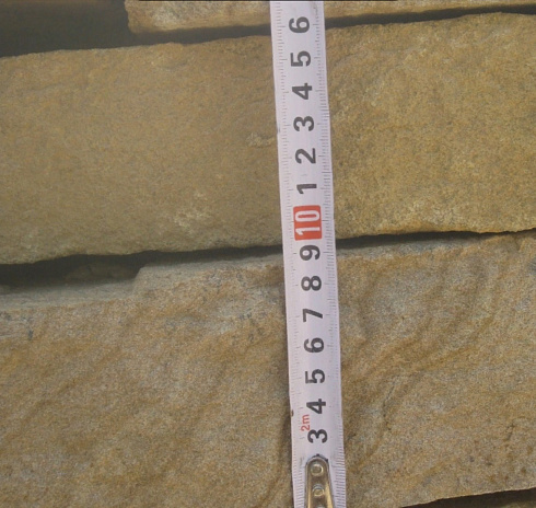 Kamenclub.ru: Песчаник пластушка желтый с рисунком (7-15 см)  купить в Ижевске плитняк - пластушка - бут желтый песчаник 10200 руб/м3   фото КАМЕНЬ КЛУБ