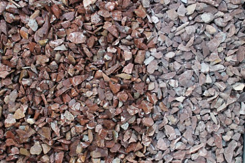 Kamenclub.ru: Мраморная крошка (щебень крошка розовый) фр. 10-20 мм.  купить в Ижевске мрамор розовый, красный каменная декоративная крошка ландшафтная 11000 руб/т   фото КАМЕНЬ КЛУБ