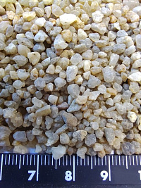 Кварцевый песок для водоподготовки фр. 1,6-3 мм.  купить в Ижевске фото Камень Клуб