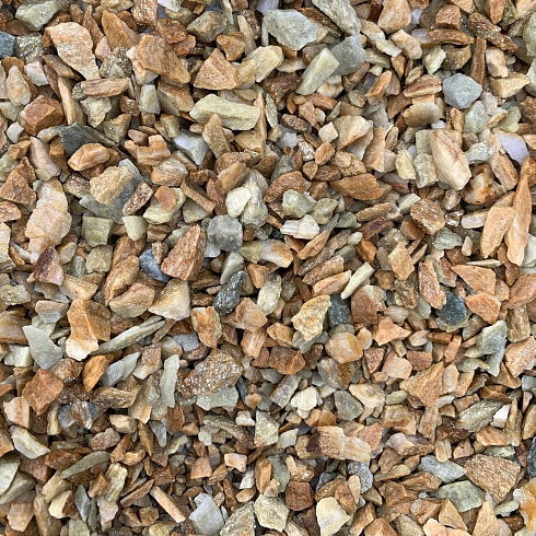 Kamenclub.ru: Щебень крошка желтый (ЗЛАТОЛИТ) фр. 10-20 мм.  купить в Ижевске златолит бежевый, золотистый, желтый каменная декоративная крошка щебня златолита 10800 руб/т   фото КАМЕНЬ КЛУБ