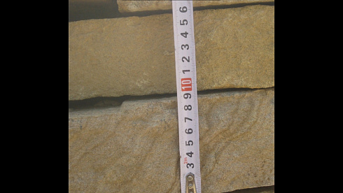 Kamenclub.ru: Песчаник пластушка желтый с рисунком (4-6 см)  купить в Ижевске плитняк пластушка желтый с рисунком песчаник 9 000 руб/м3   фото КАМЕНЬ КЛУБ