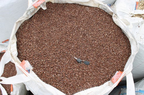 Kamenclub.ru: Мраморная крошка (щебень крошка розовый) фр. 5-10 мм.  купить в Ижевске мрамор розовый, красный щебень колотый ландшафтный декоративный  11000 руб/т   фото КАМЕНЬ КЛУБ